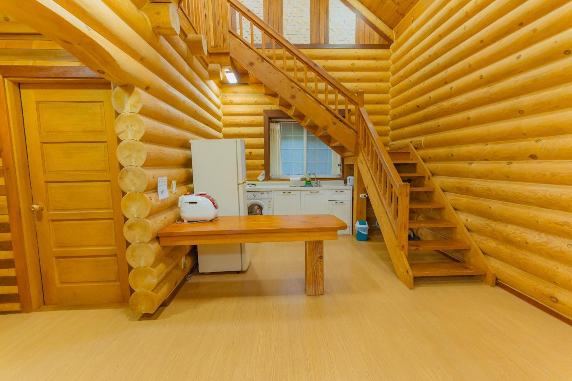 Jungmun Log Pension & Resort Сеогвипо Екстериор снимка